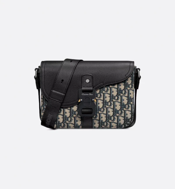 Túi đeo chéo nam Small Saddle Messenger Bag with Flap
