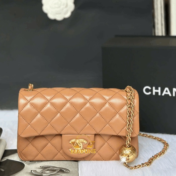 Túi Xách Hiệu Đeo Chéo nữ Nel 7 Charm Ball Crossbody Bag Màu Nâu ( Caramel ) Size 20cm