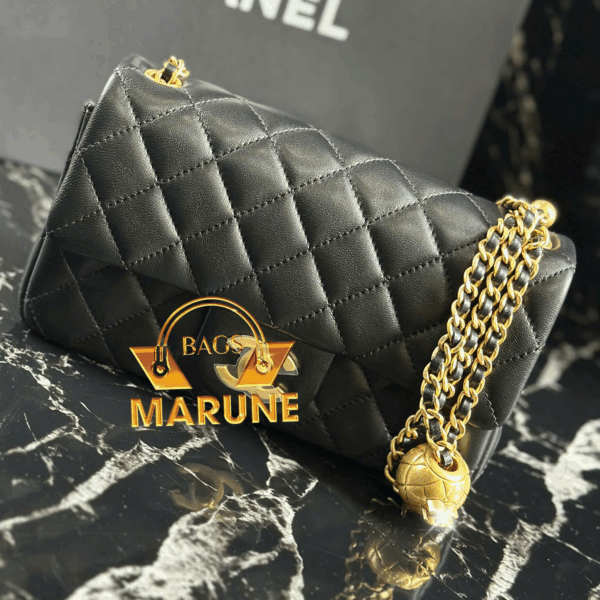 Túi Đeo Chéo nữ Nel 7 Charm Ball Crossbody Bag Màu Đen Size 20cm